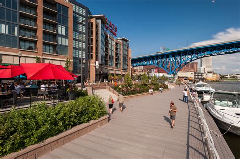 Flats east bank - Published: Jan. 29, 2024, 1:31 p.m. Flats East Bank will host a new "plug-and-play" performance stage beginning this spring. By. Peter Chakerian, cleveland.com. CLEVELAND, Ohio—A new performance ...